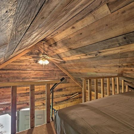 Creekside Cabin With Deck In Pisgah Forest! Barnardsville Ngoại thất bức ảnh